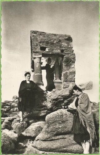 Ploumanac'h bretonnes Rendant Visite à Saint-Guirec