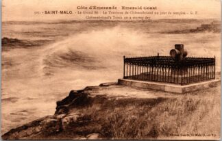 505 Saint-Malo le grand Bé le tombeau de Chateaubriand un jour de tempête