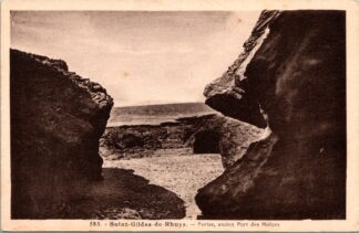 583 Saint-Gildas-de-Rhuys Portas, ancien Port des Moines