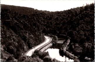 Gouarec 6 Vallée Du Bonnet rouge Cancal De Nantes à Brest