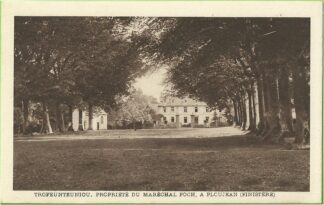 Trofeunteuniou Propriété du Maréchal Foch à Ploujean
