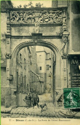77 Dinan la Porte de L‘hôtel Beaumanoir