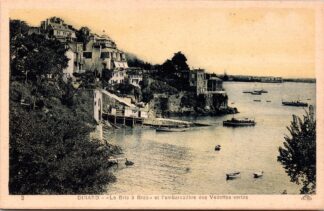 2 Dinard le Bric à Brac et L’embarcadère des vedettes vertes