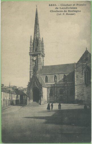 4580 clocher et porche de Landivisiau