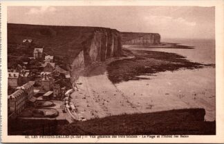 40 les petites dalles vue générale des trois falaises la plage et l'hôtel des bains