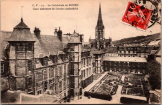 53 la cathédrale de Rouen cour Intérieure de L’ancien Archevêcbé