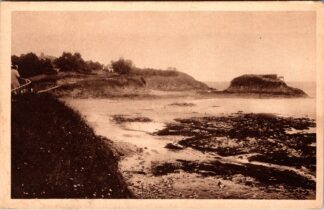 9186 Saint-Quay-Portrieux la plage et le Rocher de la comtesse à Mer Basse
