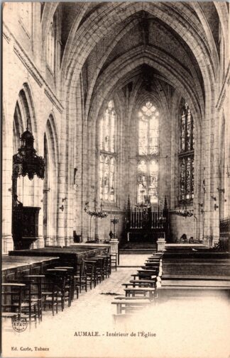 aumale. Intérieur de L’église