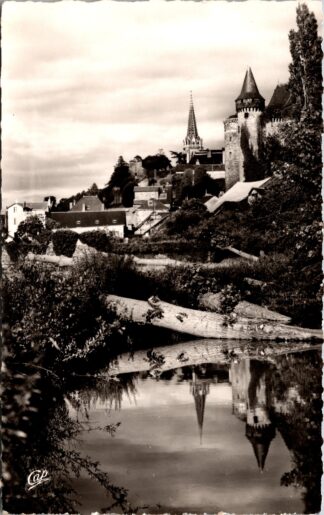 1554 Vitré bords de la vilaine et le château