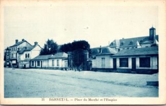 11 Darnétal place du Marché et l'Hospice