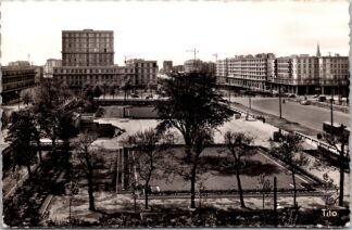 le Havre 1144 Square de L'hôtel de ville vers le boulevard Foch