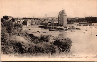 51 Saint-Servan-Sur-Mer le poste des douaniers et le port solidor
