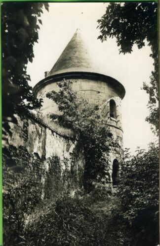 Méru Oise La tour des Conti