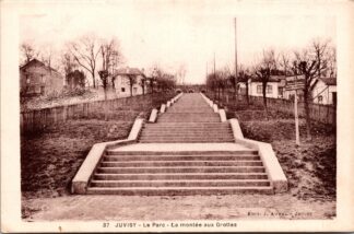 37 Juvisy le parc la montée aux grottes