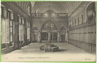 Pierrefonds 9 la salle des Preux